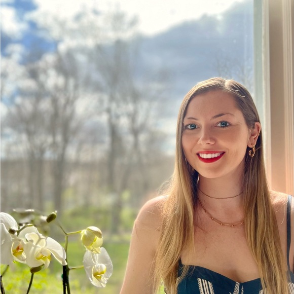 Meet your Posher, Kathryn - Picture 1 of 1